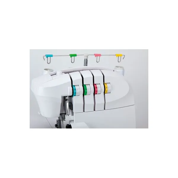 Máquina de corte e cose OL902