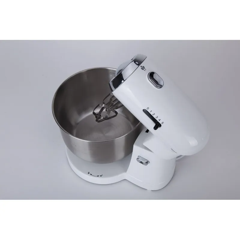 Batedeira / misturadora MZ670