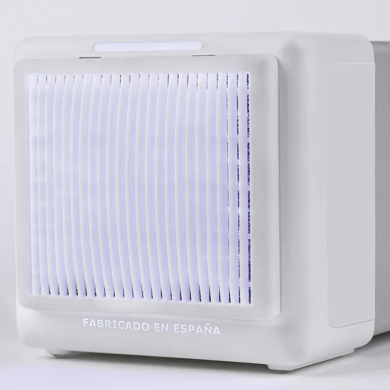 Purificador de aire con lámparas germicidas UVC...