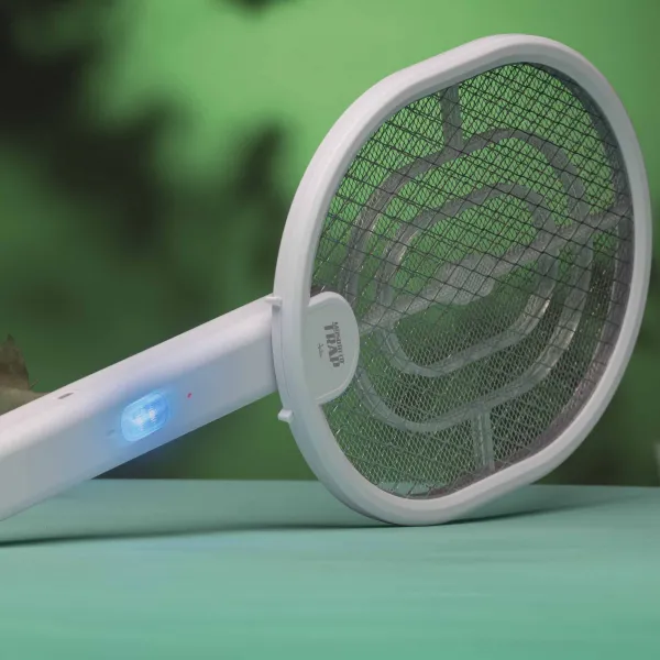 Raqueta eléctrica elimina insectos MOST3540