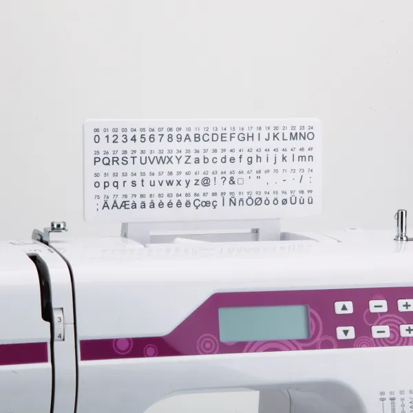 Máquina de costura MC823