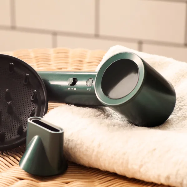 Secador Iónico con Motor Sem Escovas JBSC1600