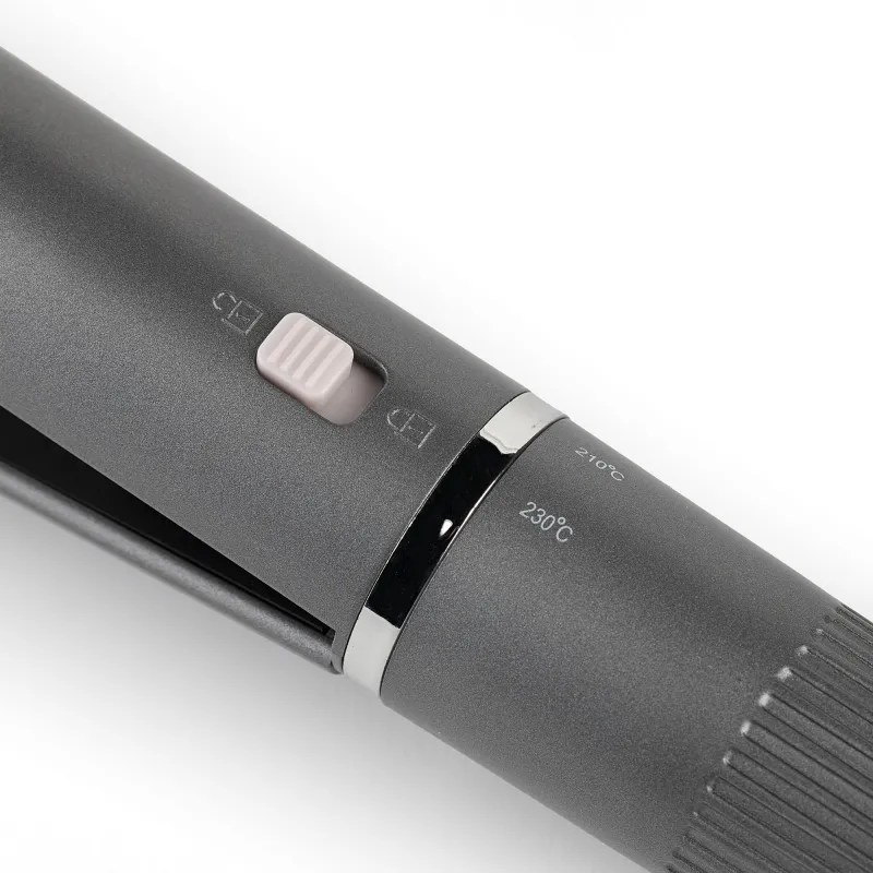 Ceramic hair straightener + gift facial brush...