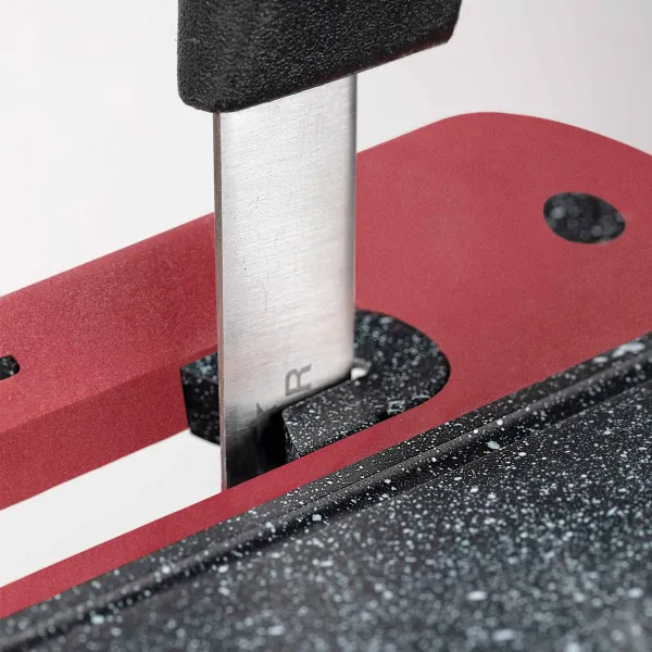 Cutting board with knife sharpener HACC4531