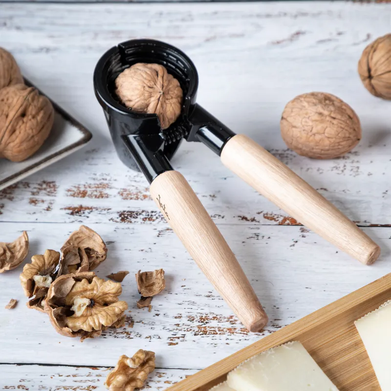 Conical Nutcracker HACC2502