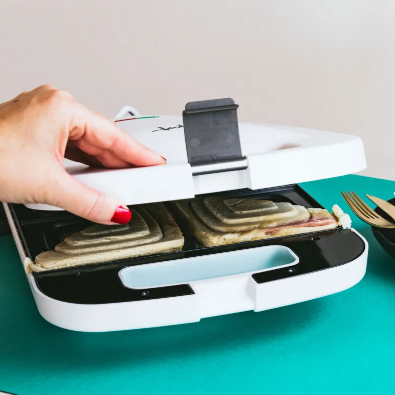 Sandwich maker SW551