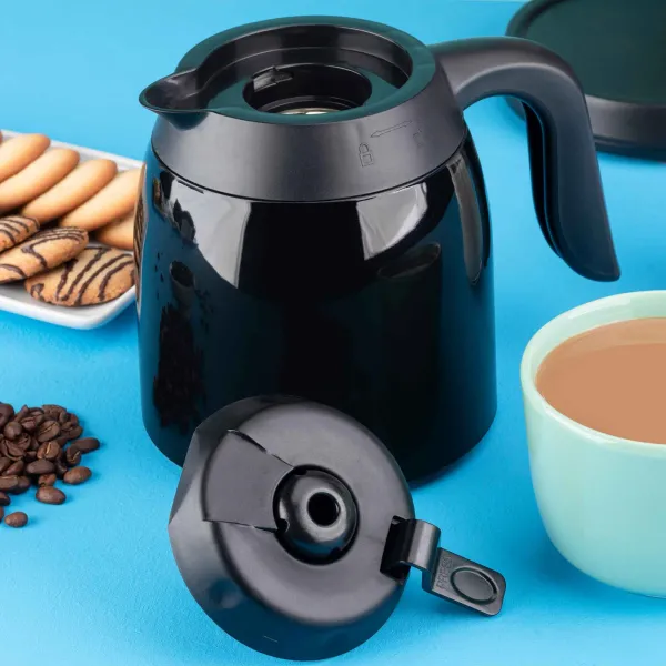 Drip coffee maker with thermo jug JECA1800