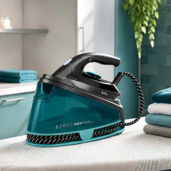Compact Steam Station Iron JECP8526