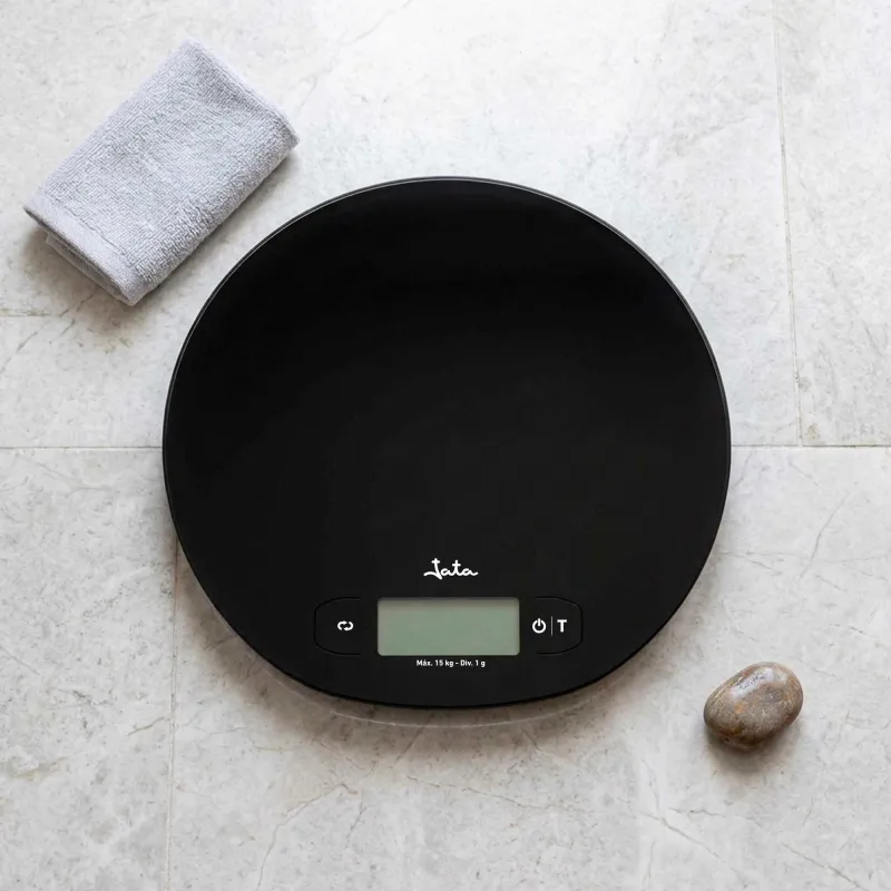 Electronic kitchen scale without batteries...